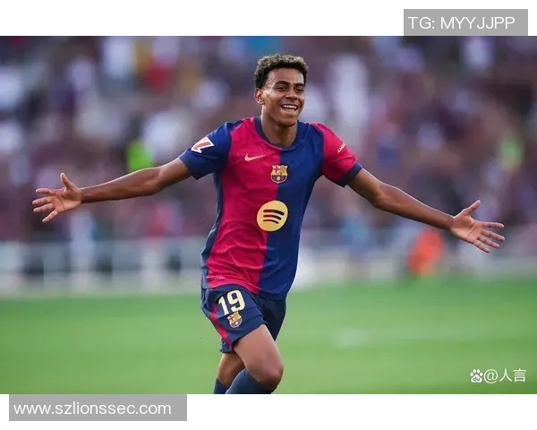 当代足球赛场左前卫位置上的代表性球星与他们的经典表现解析 当代足球赛场左前卫位置上的代表性球星与他们的经典表现解析